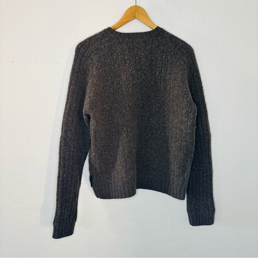 Y2K Abercrombie & Fitch Men's Dark Gray Crewneck Sweater - Picture 4 of 9